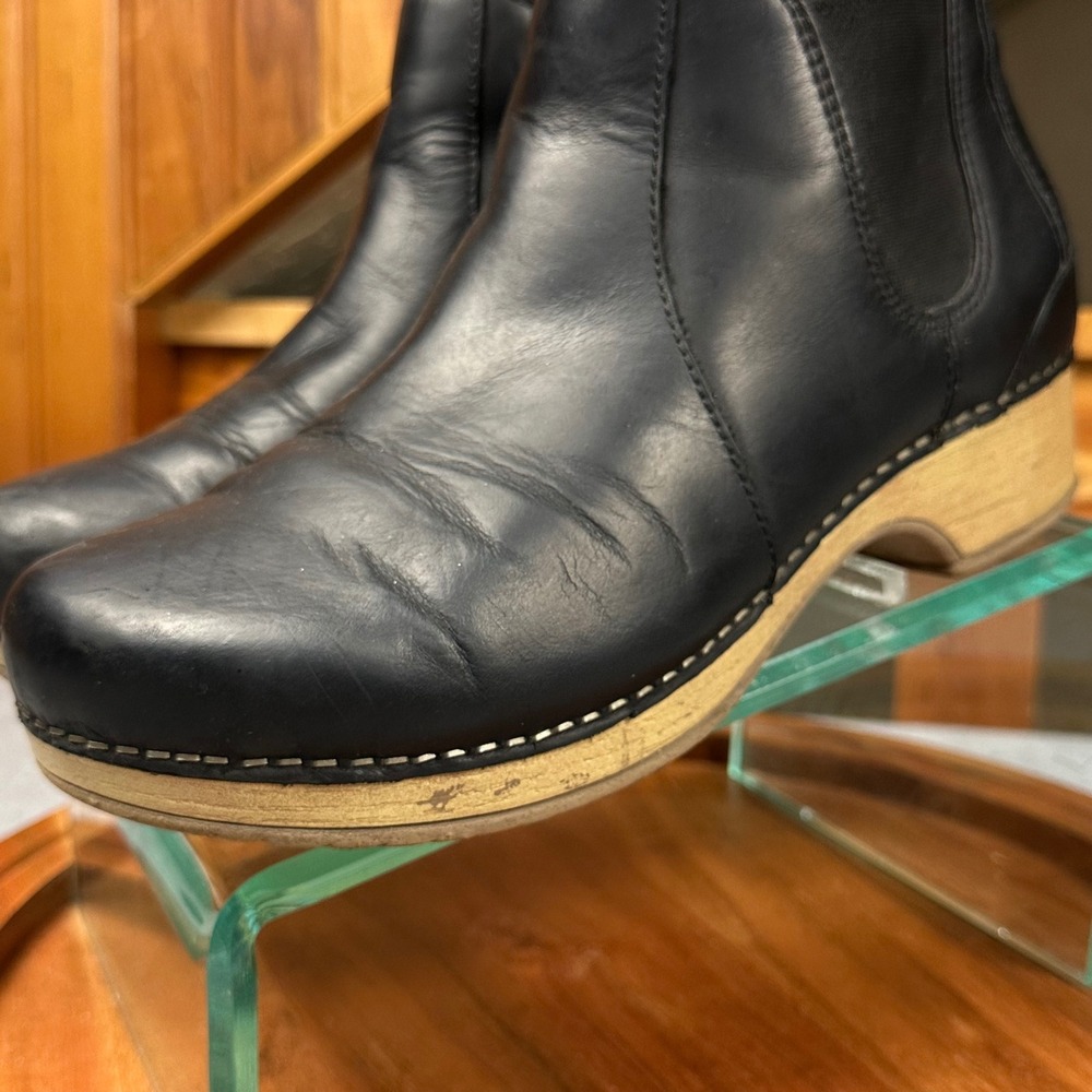 Dansko Black Leather Chelsea Ankle Boots Wood Grain Platform Wedge Womens 38 - Picture 5 of 15